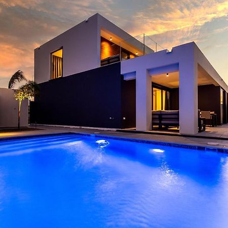 Tuscany Residence Aruba Palm Beach Exterior foto