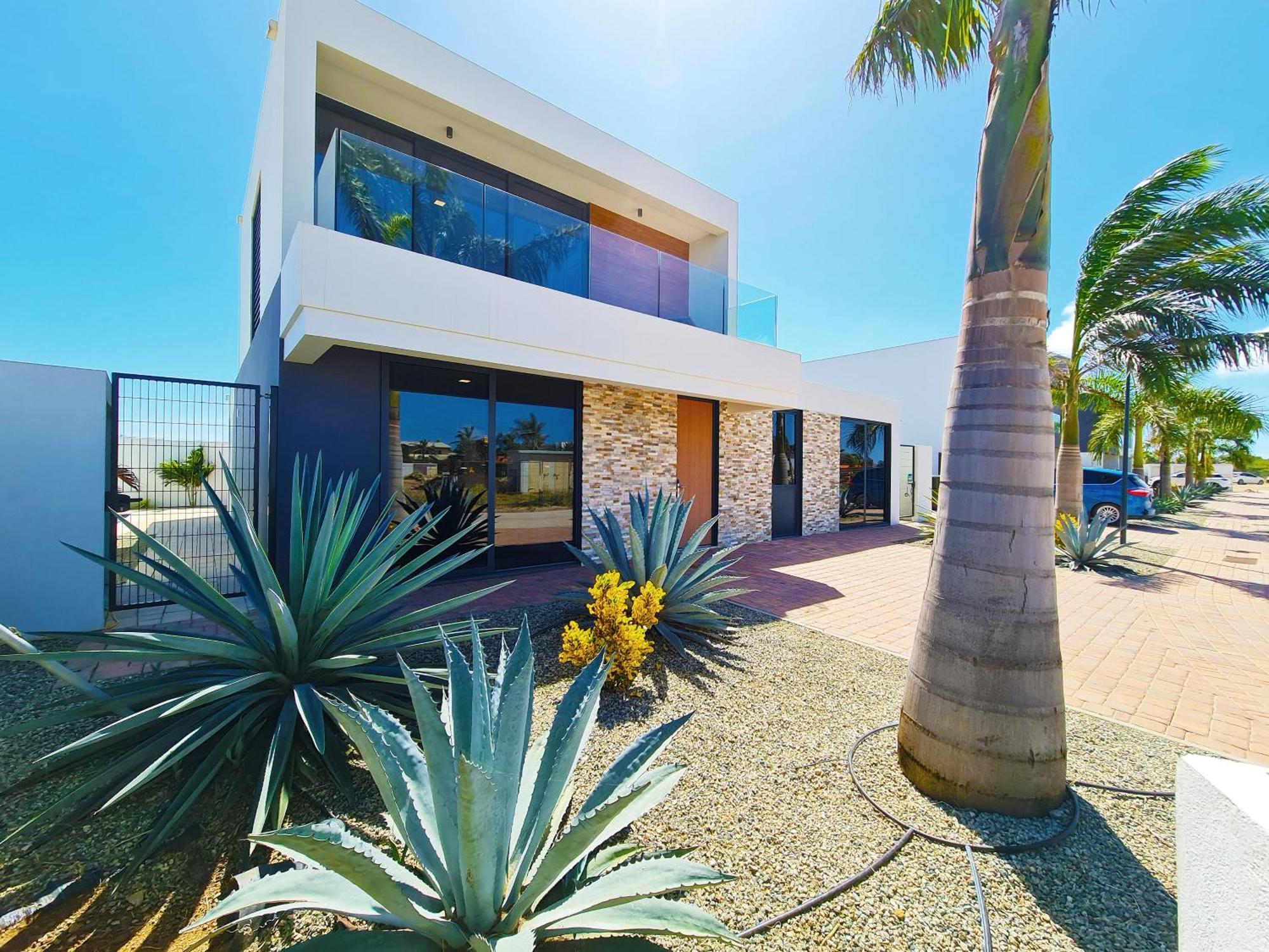 Tuscany Residence Aruba Palm Beach Exterior foto