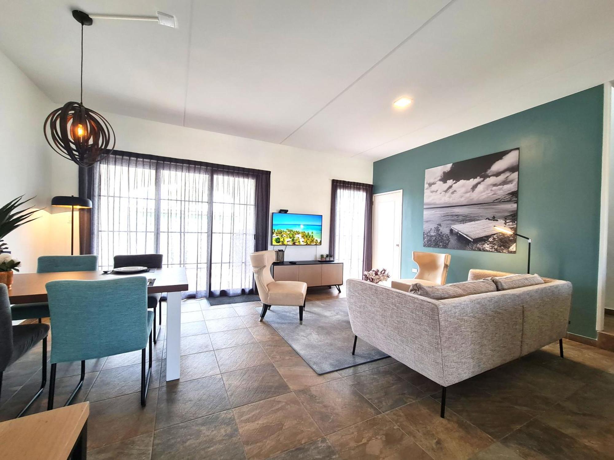 Tuscany Residence Aruba Palm Beach Exterior foto