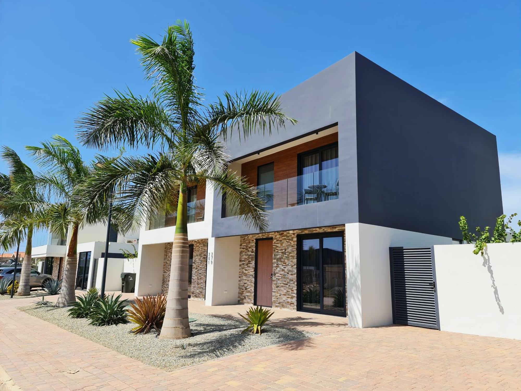 Tuscany Residence Aruba Palm Beach Exterior foto